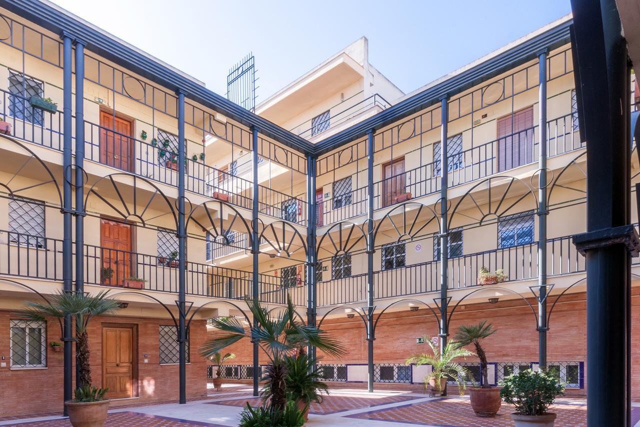 Aparbel Torneo Isla Mágica Apartman Sevilla Kültér fotó